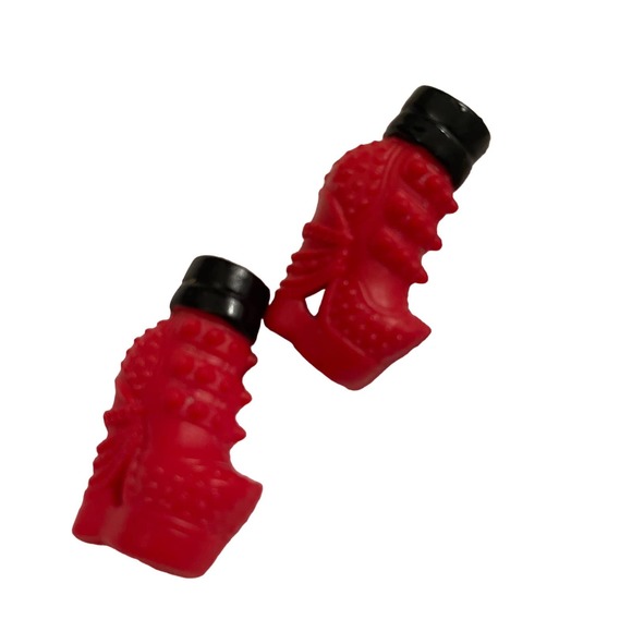 Monster High Red boots with Black Trim (Pre-owned) - Picture 1 of 3